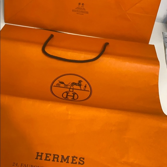 5 Large Hermes Gift Bags - Picture 2 of 3